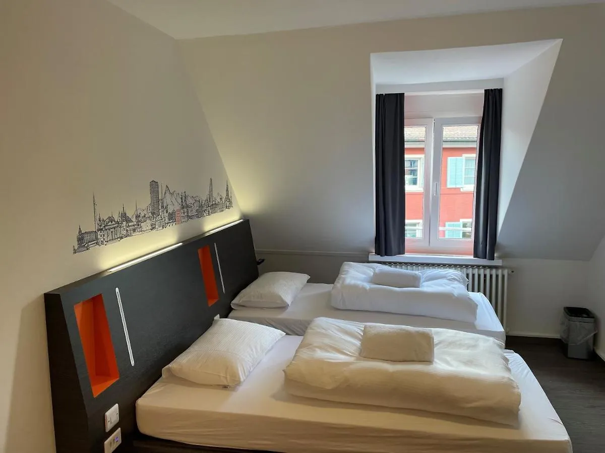 Hotel Easyhotel Zuerich Limmatplatz